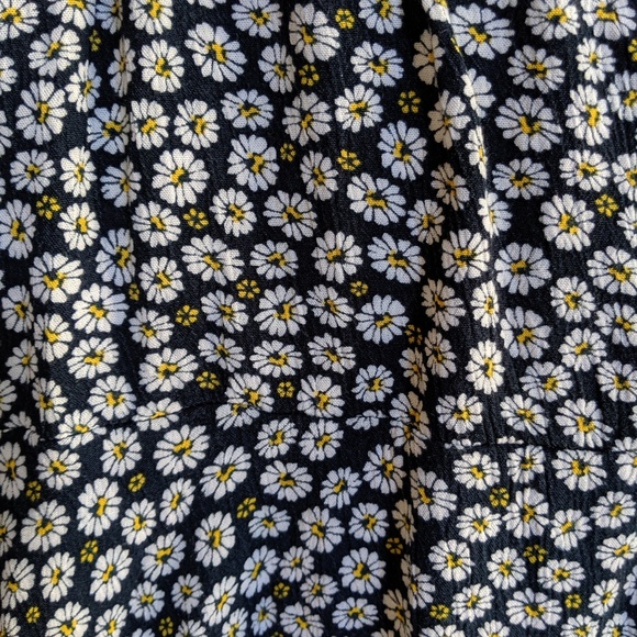 Daisy Blouse - Picture 2 of 5
